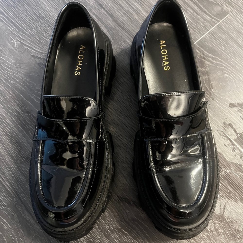 Alohas Black Loafers